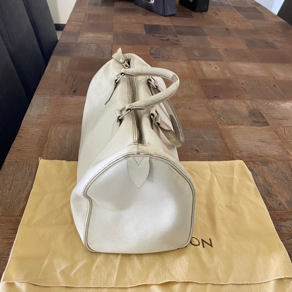 Louis Vuitton Epi white